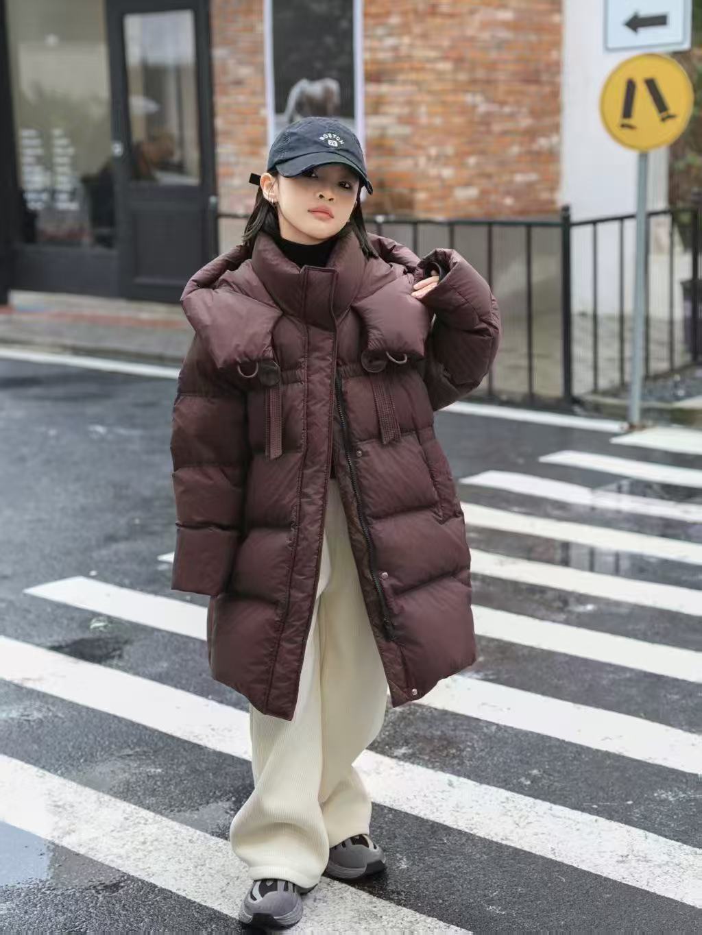 【bala童装羽绒服工厂店】连帽长款加厚纽扣韩系白鸭绒羽绒服冬款