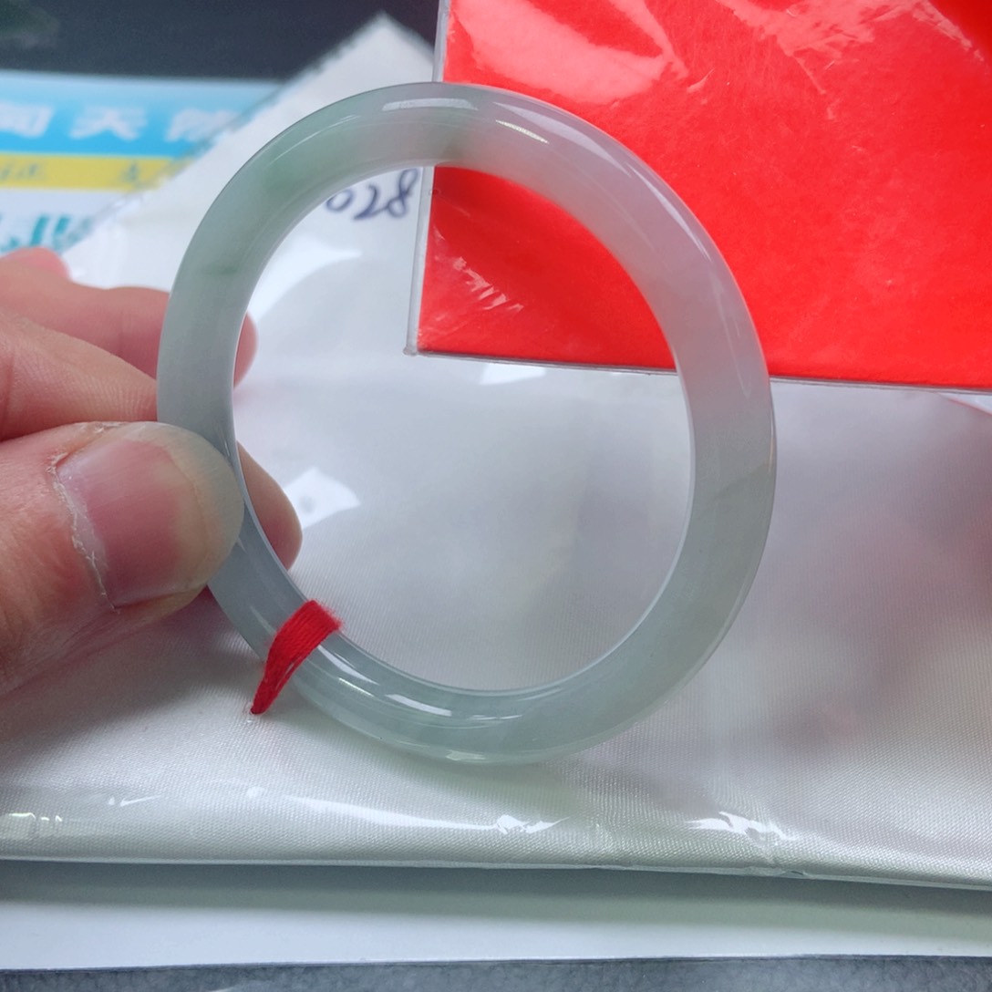 翡翠手镯未镶嵌0028号