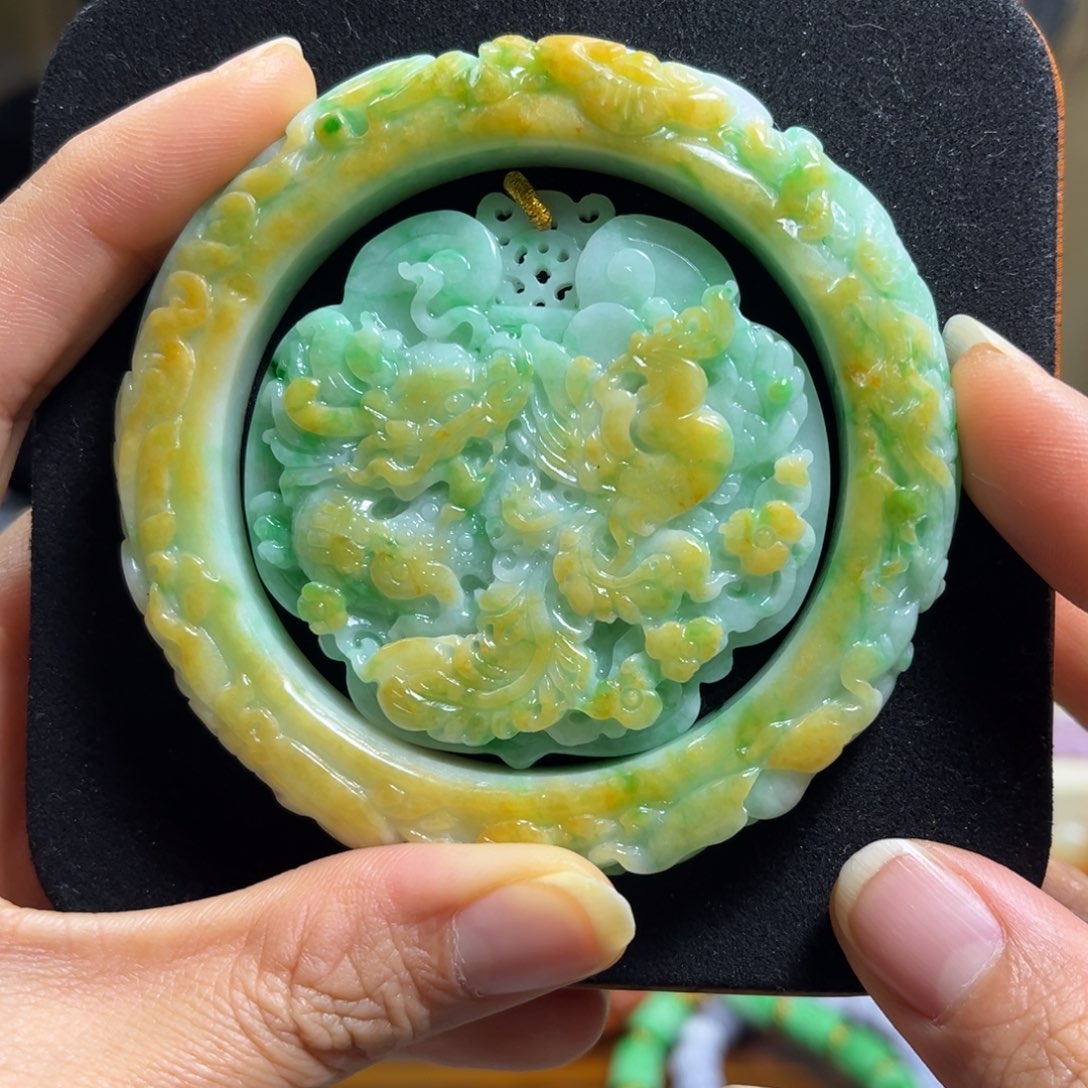 翡翠未镶嵌颈饰天然翡翠手镯套装57