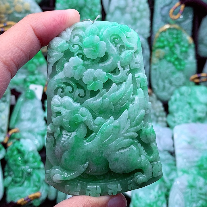 翡翠吊坠(不含链)未镶嵌