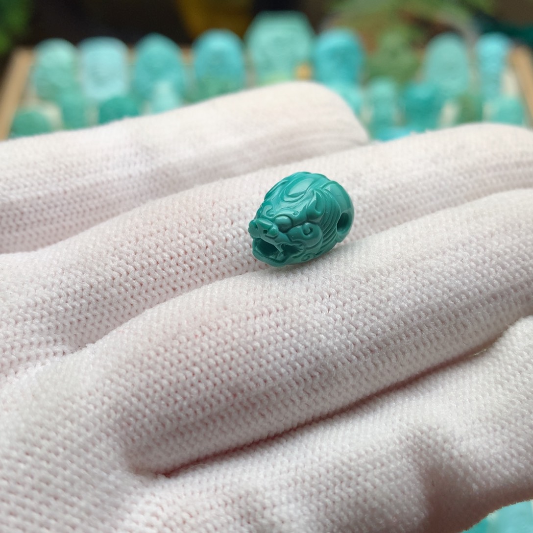 绿松石配饰未镶嵌?****?