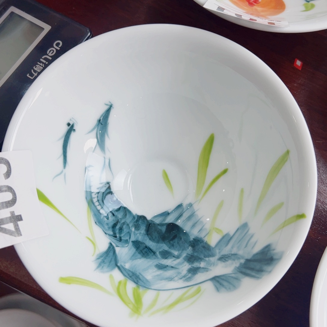 景德镇陶瓷手工手绘制作