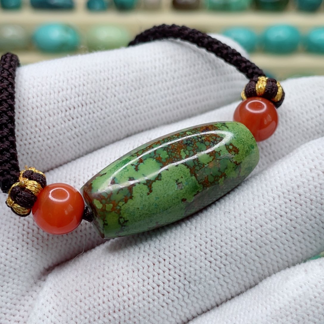 未镶嵌绿松石珠宝奇石