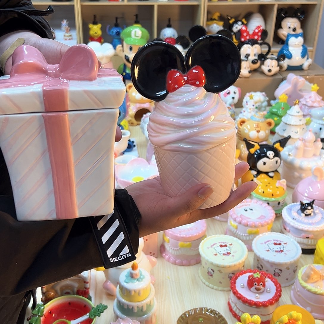 摆件陶瓷等行业的产品