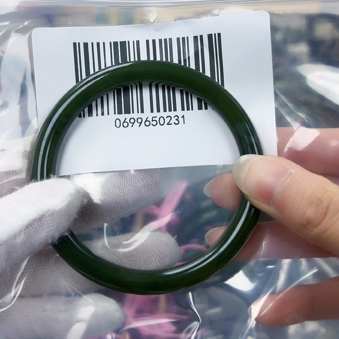 和田玉（碧玉）手镯未镶嵌6162