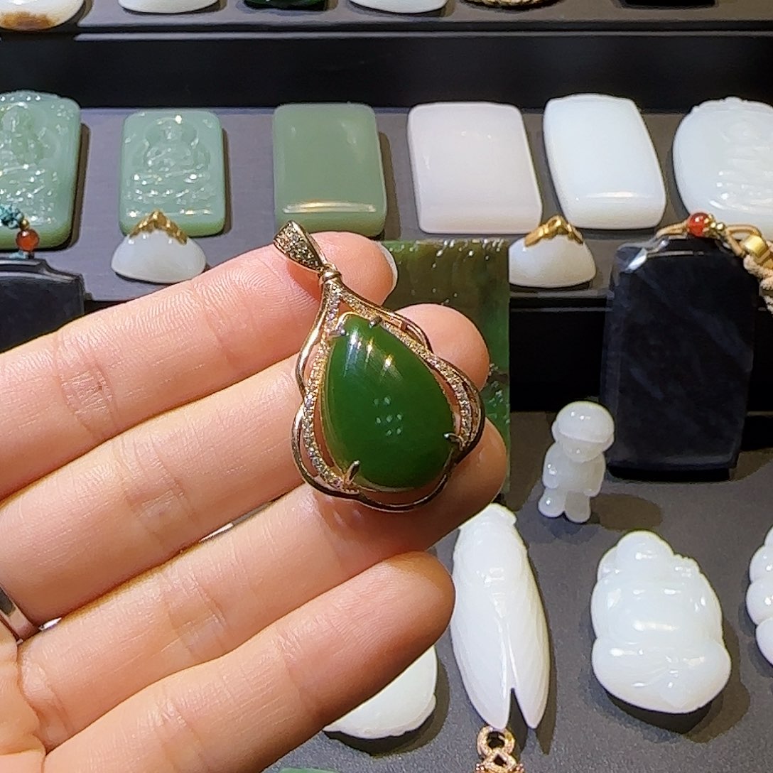 和田玉银S925镶嵌颈饰