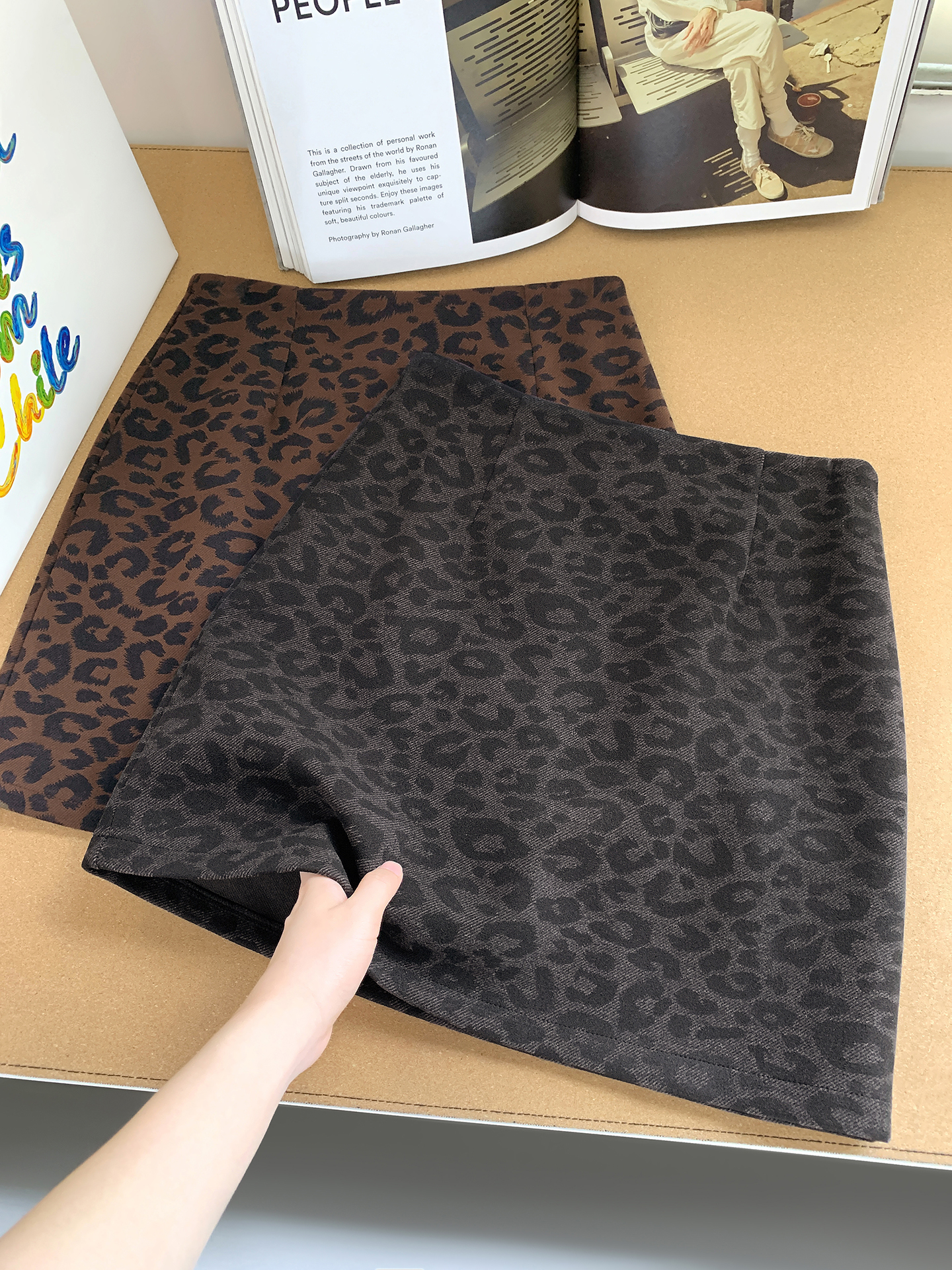 豹纹气质毛呢短裙女2025秋季新品轻熟风时尚百搭a字高腰半身裙子