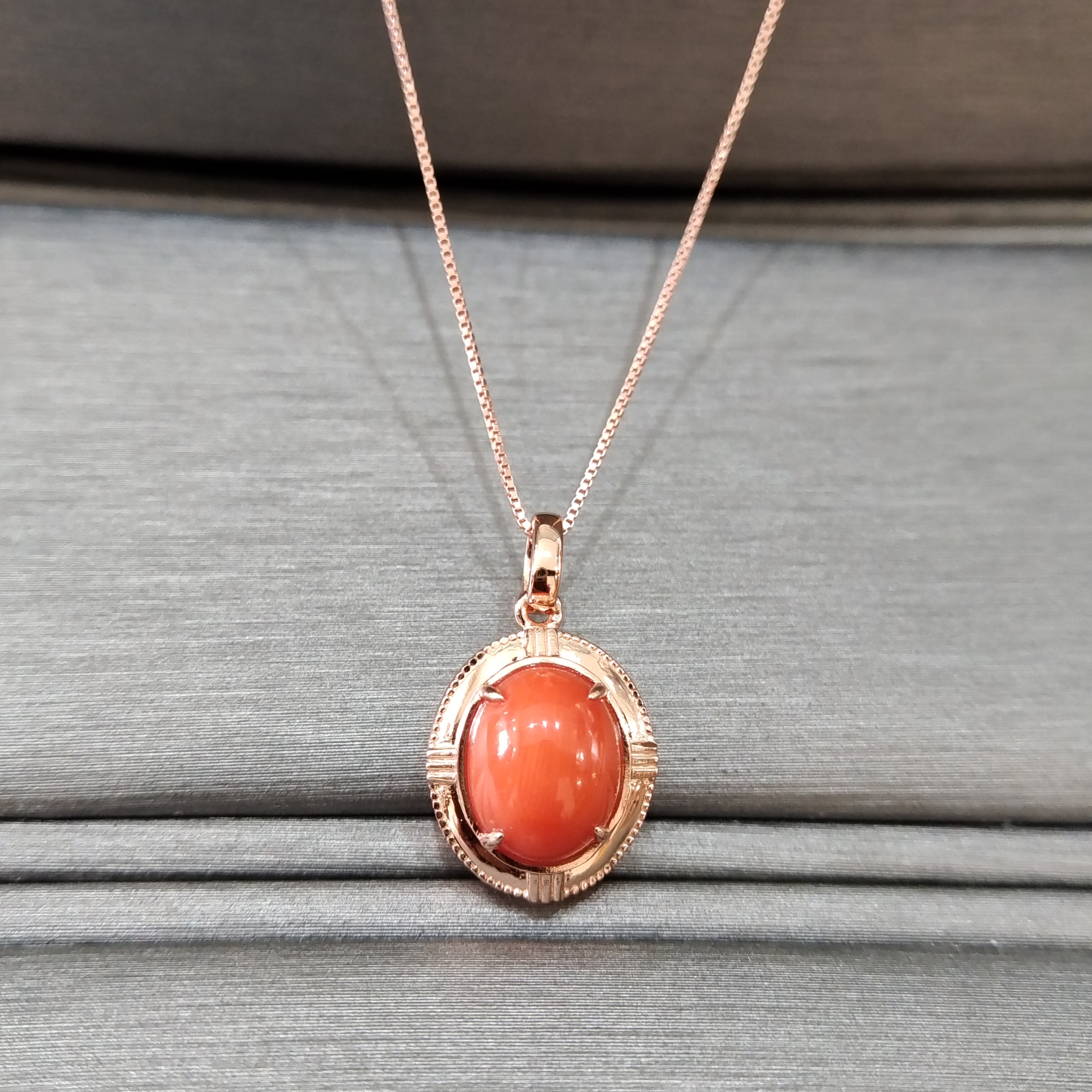 天然珊瑚吊坠 简单时尚百搭