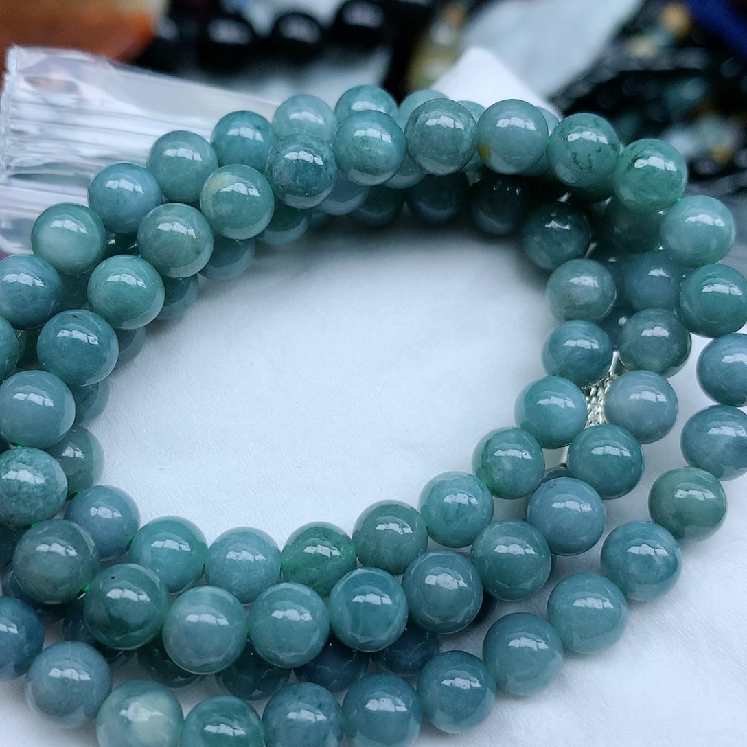 翡翠颈饰未镶嵌吊坠