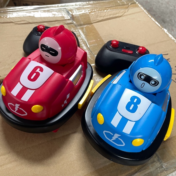 遥控碰碰车电动卡丁车可漂移双人对战赛车玩具亲子互动