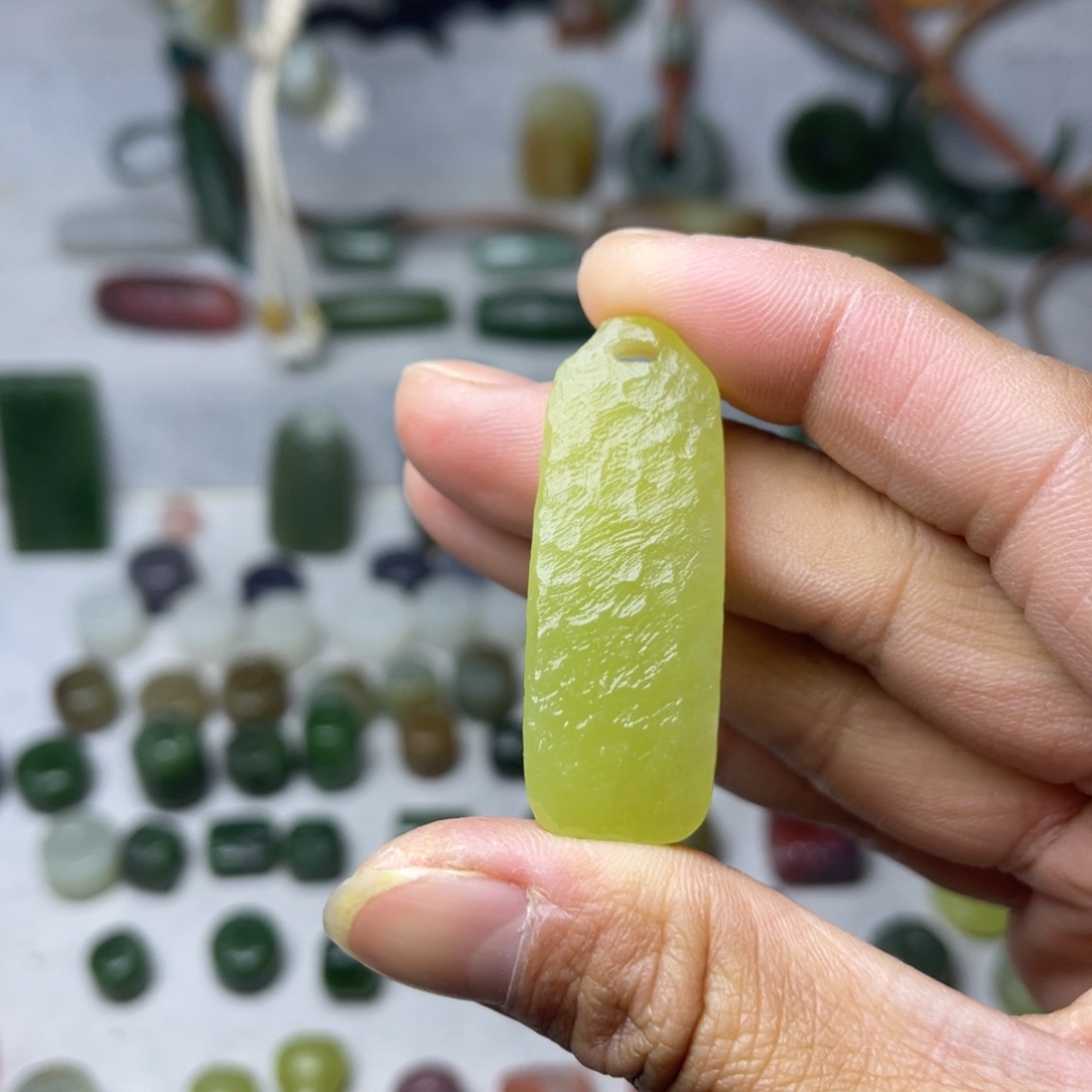 和田玉珠宝半成品未镶嵌