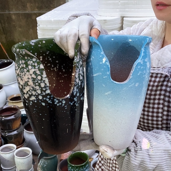 红泥花盆瑕疵口15高25