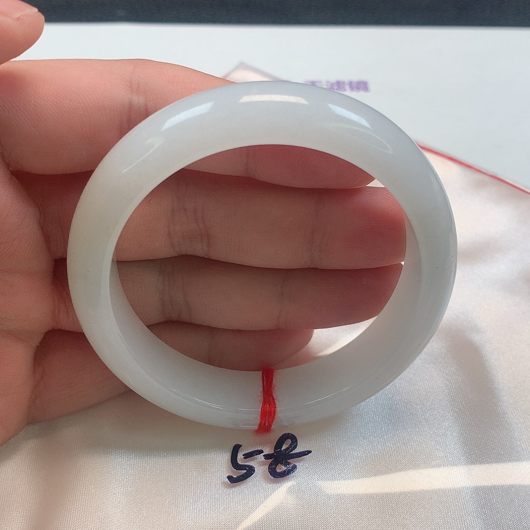 翡翠手镯未镶嵌275号