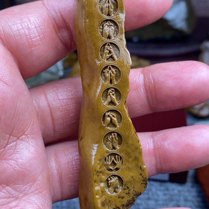 【闪购商品】原石雕刻手把件