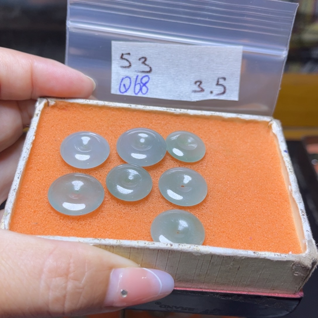 定制翡翠未镶嵌不