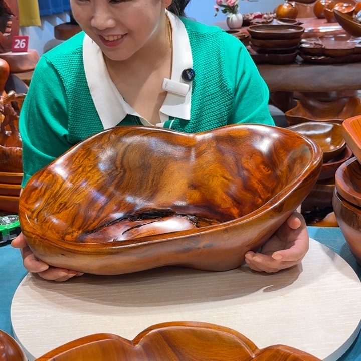 知***哥木金丝瘤包果盘 香樟实木