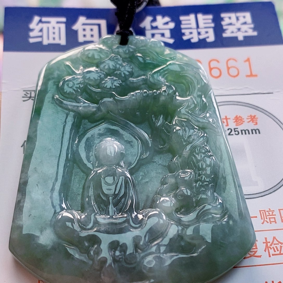 吊坠(不含链)未镶嵌翡翠