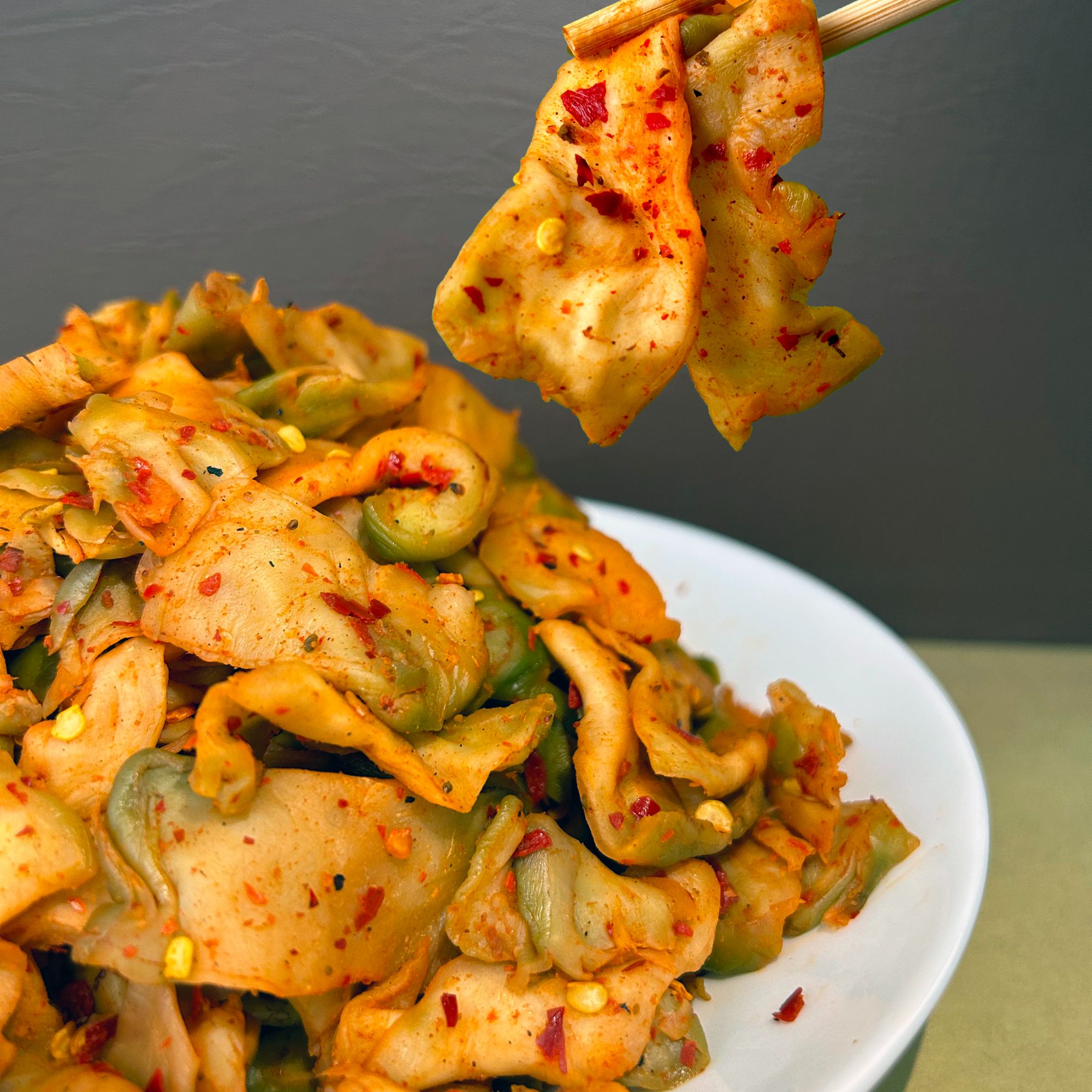 新-爆款手工传统麻辣榨菜新鲜脆嫩爽口早餐午餐晚餐