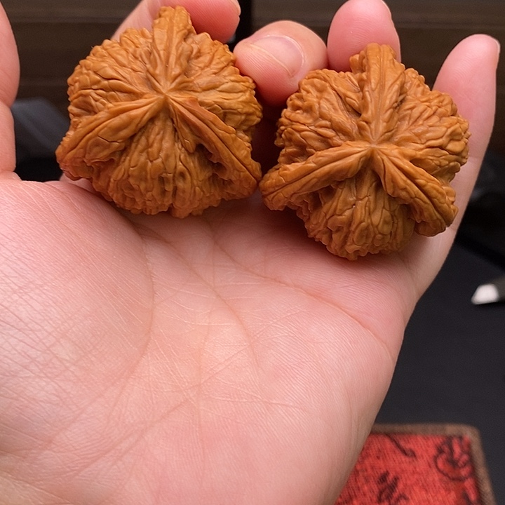 把件文玩核桃白奔