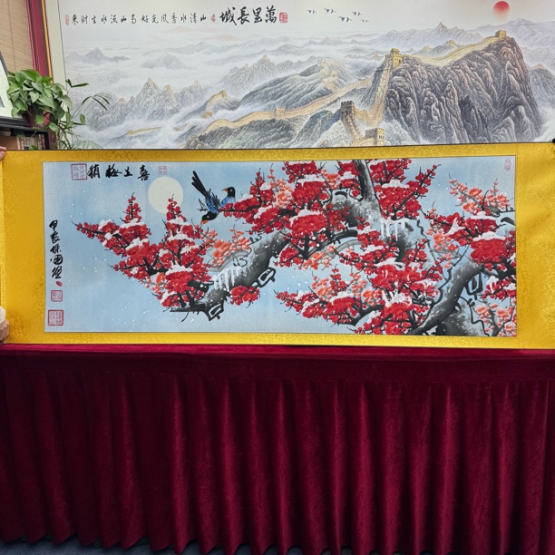 汪保国-喜上眉梢-雪梅-卷轴画梅