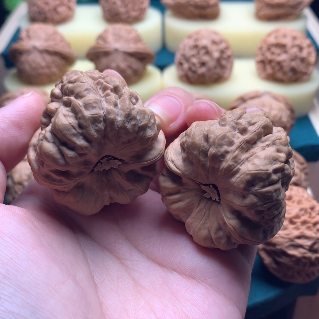 文玩核桃吊坠披****爷蛙蛙