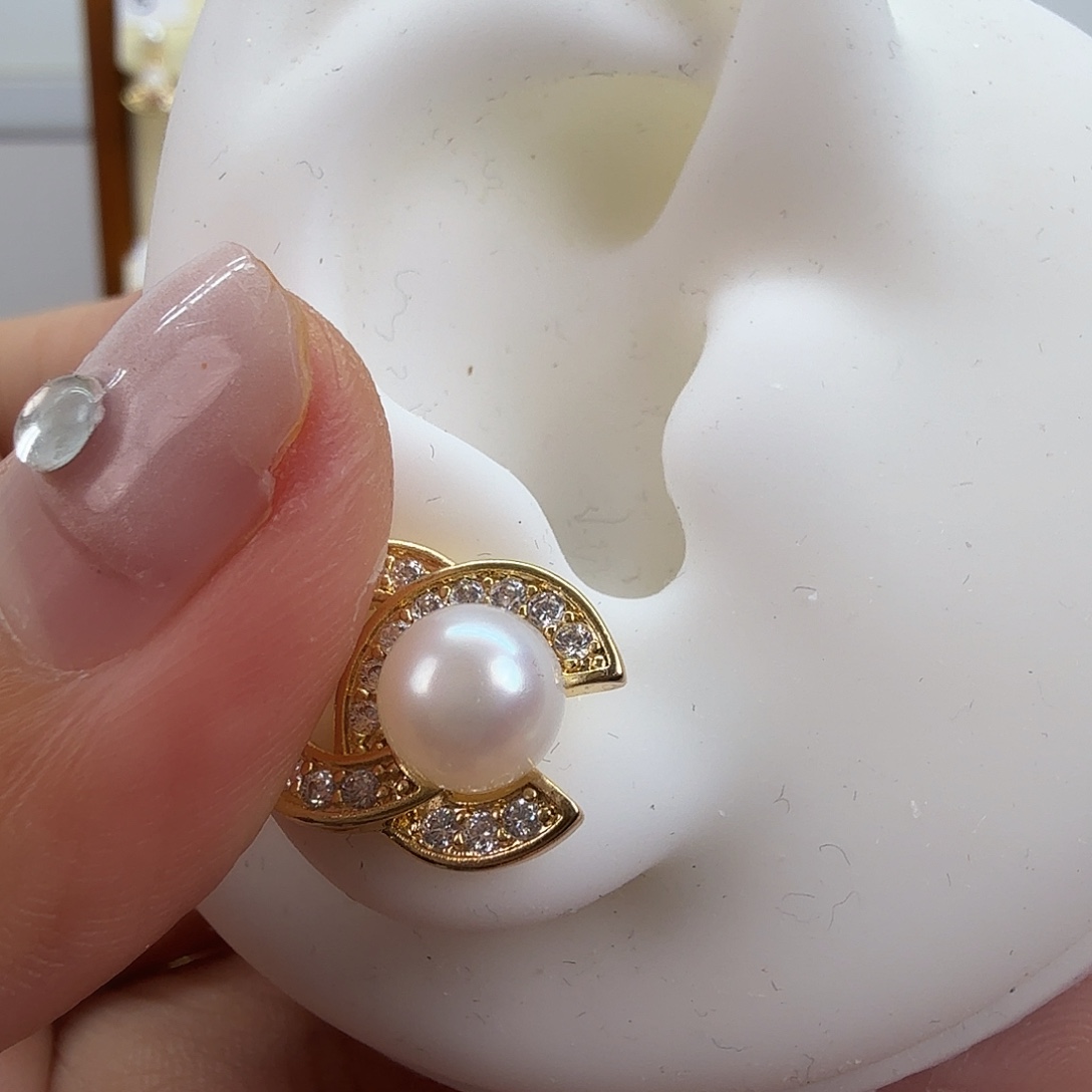 耳饰未镶嵌淡水珍珠