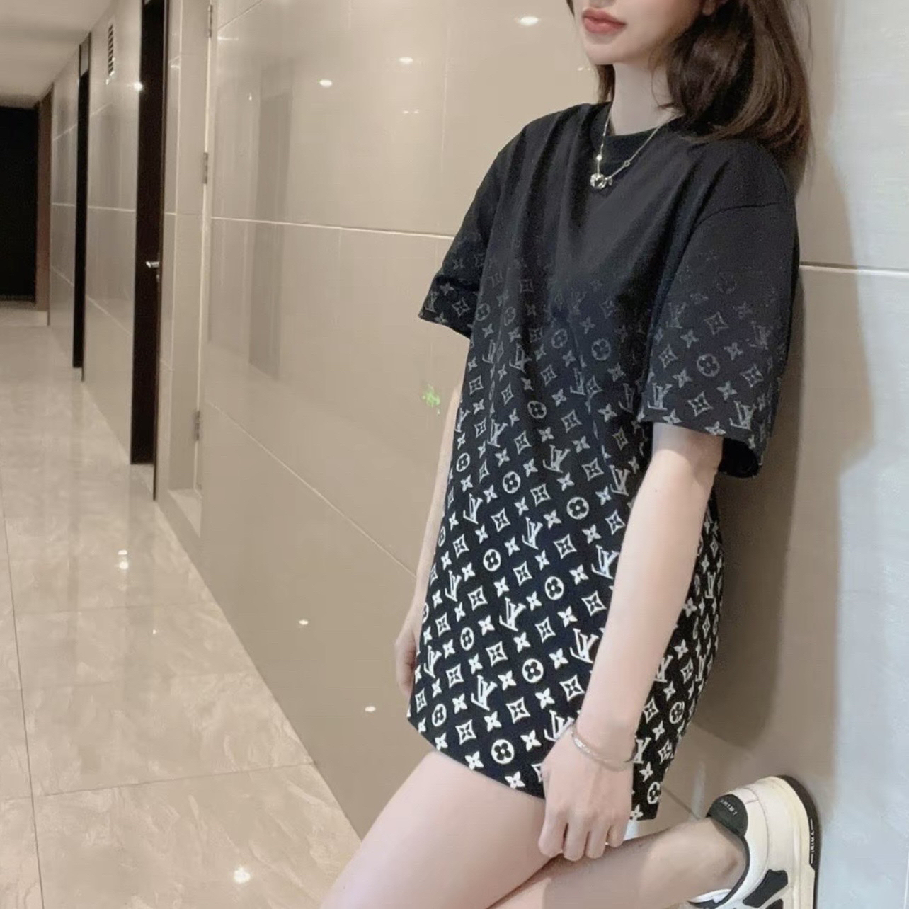 99新 LouisVuitton/路易威登 au185/满印渐变圆领短袖 xs码 棉