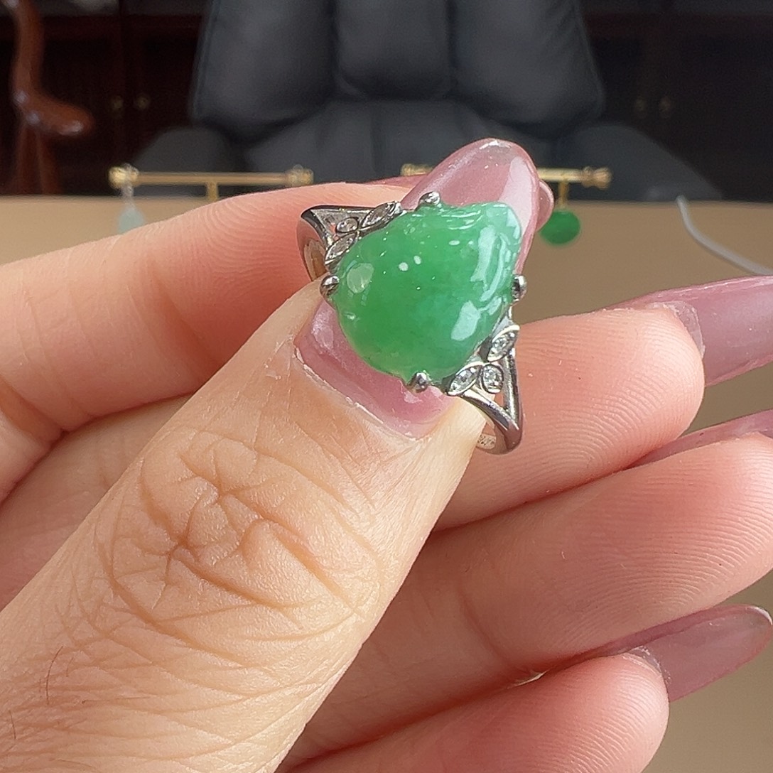 翡翠银S925镶嵌戒指戒指0