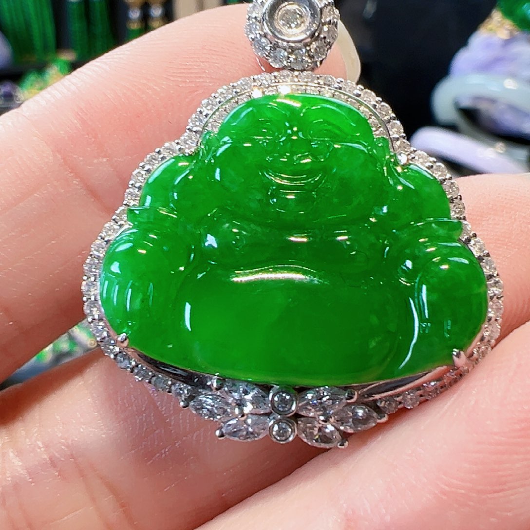 翡翠颈饰18K金镶嵌签收后24小时鉴赏期