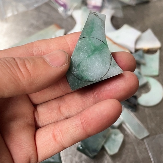 翡翠散珠天然翡翠石