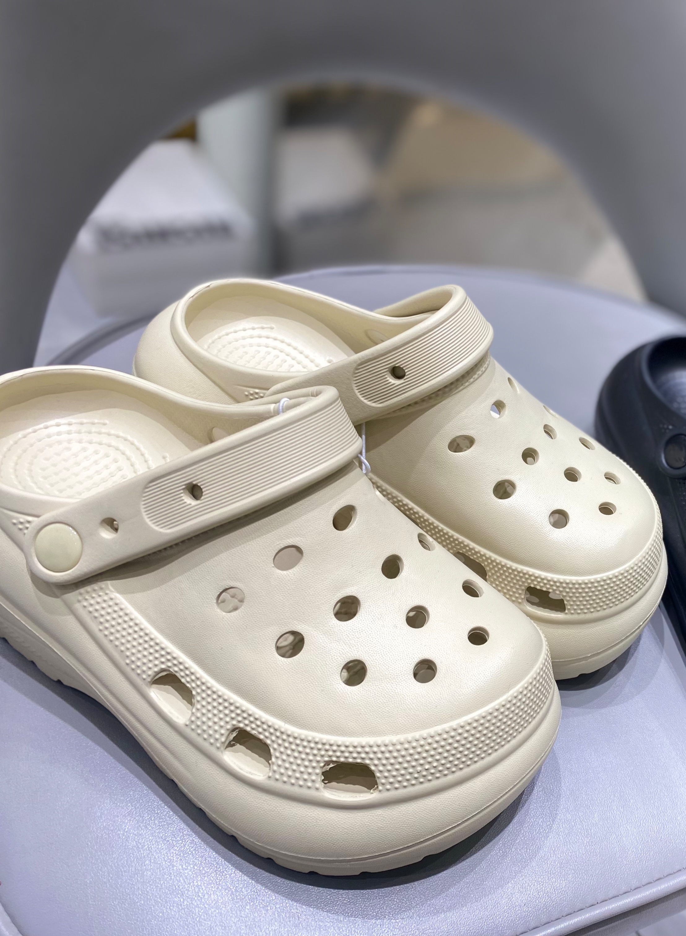 洞洞鞋 女款软底透气居家凉拖鞋洞洞鞋