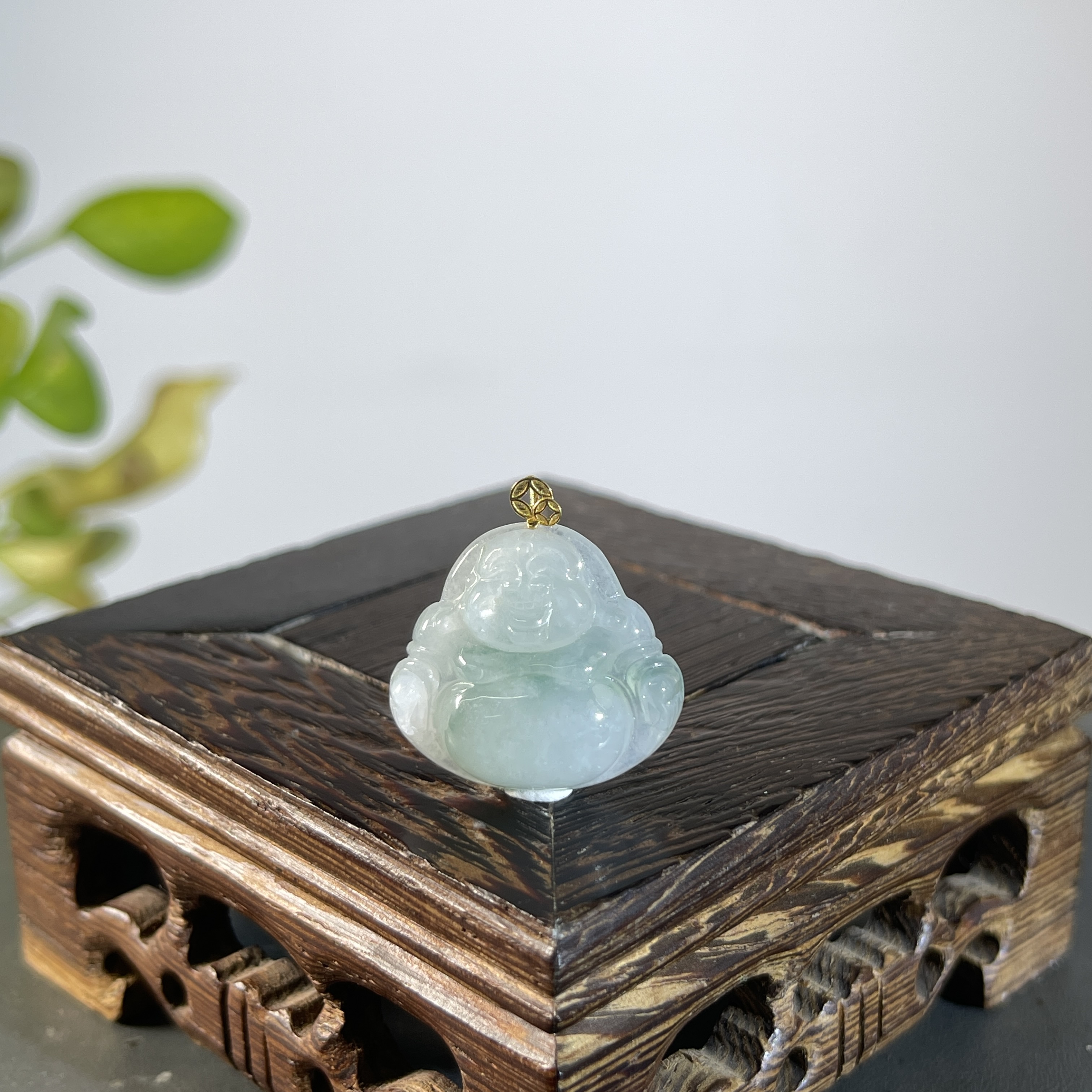 JXZC11-47  天然缅甸A货翡翠 18K扣佛公