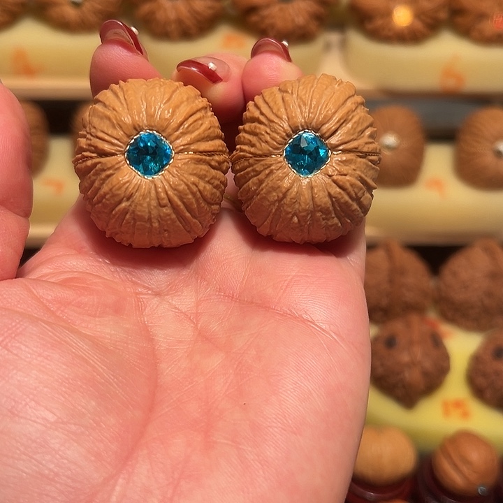 吊坠桃核精品猴头元宝37尺