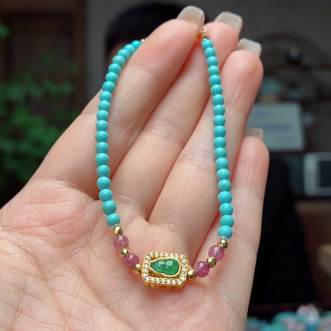 绿松石未镶嵌珠宝奇石