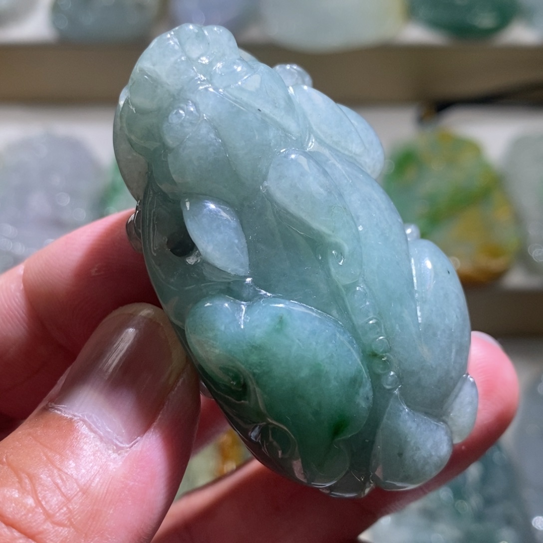 【闪购商品】翡翠颈饰未镶嵌11111111111111