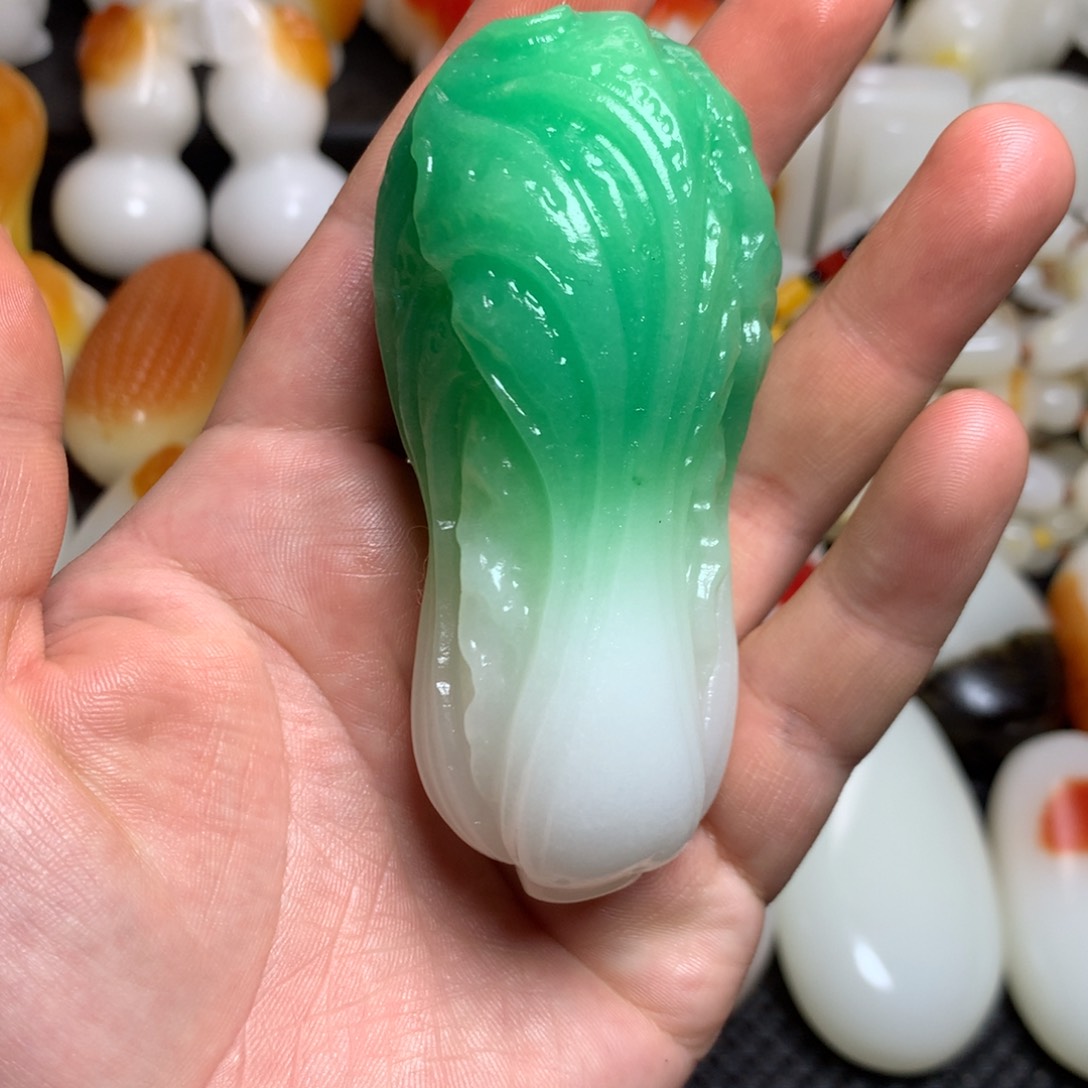 新疆戈壁石五彩石