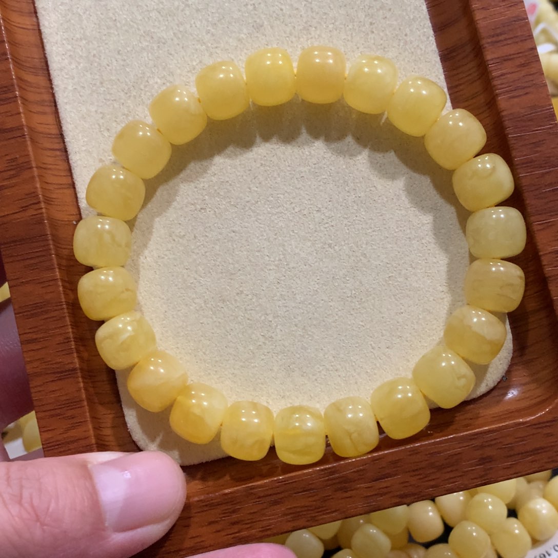 蜜蜡手链未镶嵌蜜蜡