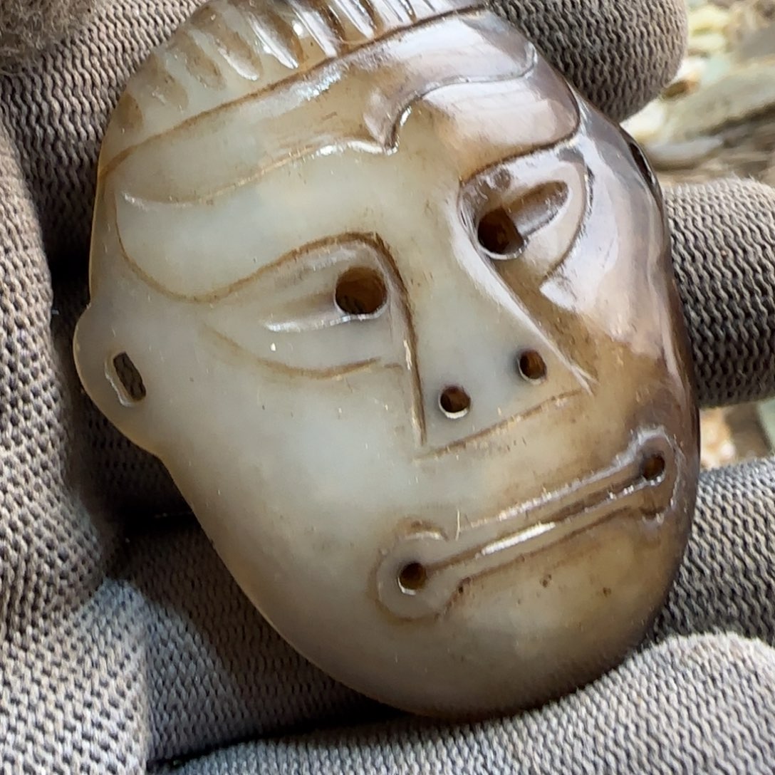 和田玉（糖玉）未镶嵌挂件