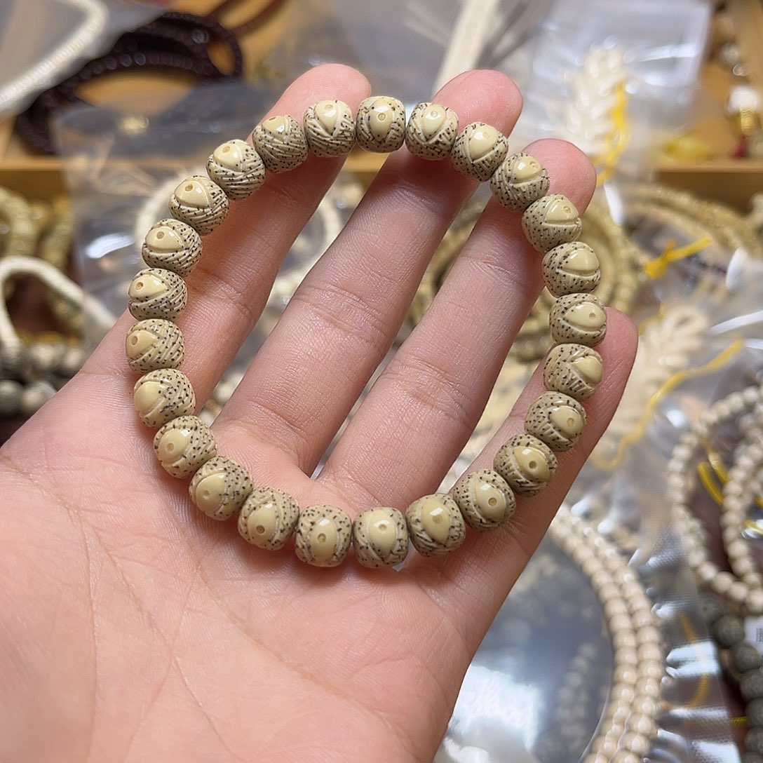 星月菩提手串凤眼雕刻