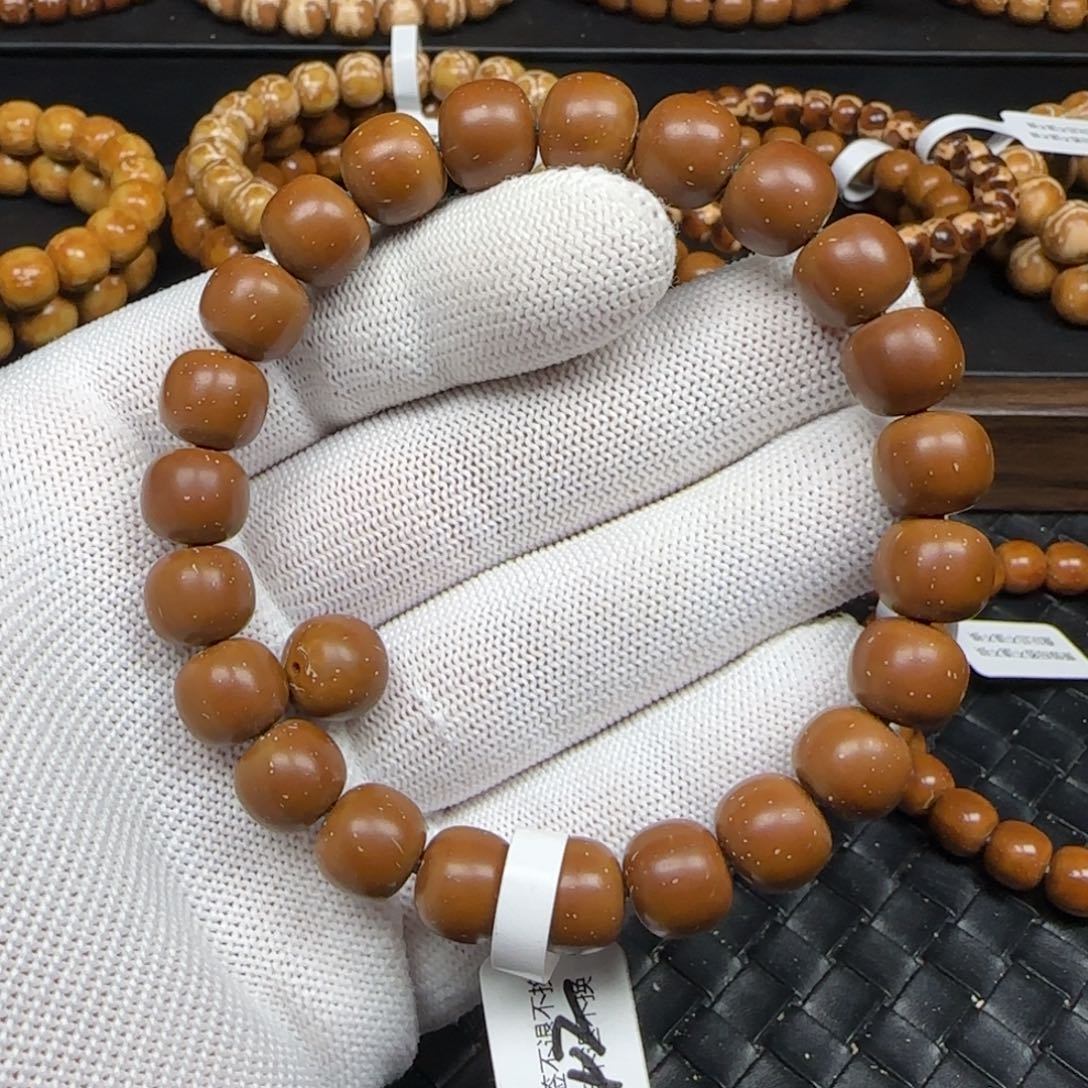 吉***生手串紫金鼠11mm实心老型（毕业款）242