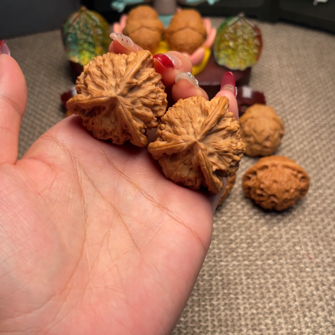 把件文玩核桃全品秦闷三棱