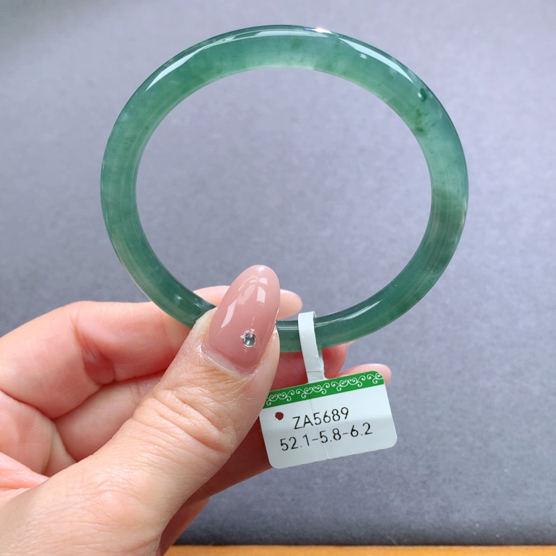 翡翠手镯未镶嵌天然翡翠手镯叮当镯