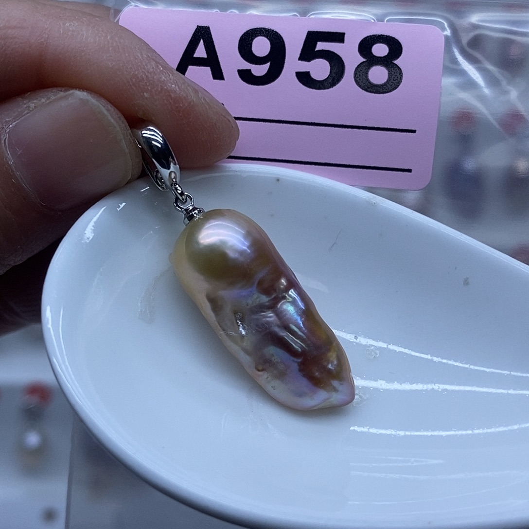 未镶嵌淡水珍珠颈饰