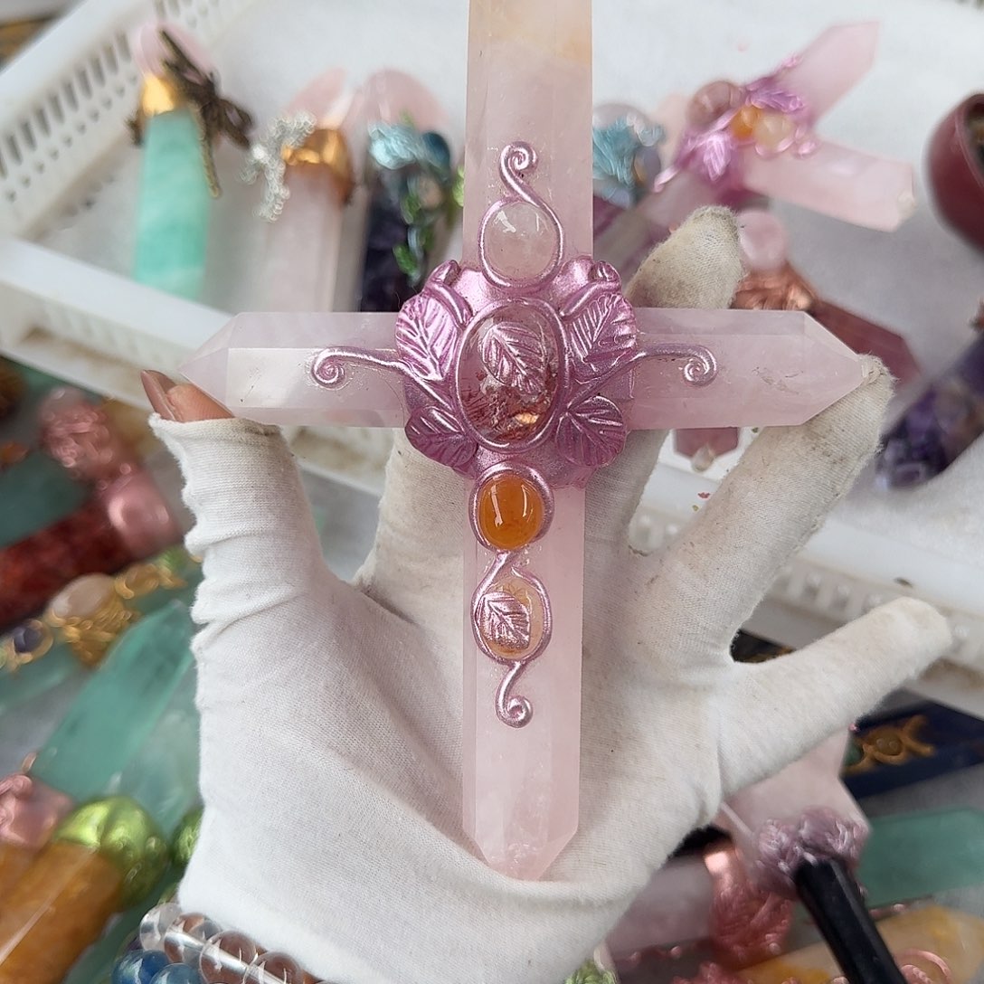 水晶手链22K金镶嵌粉水