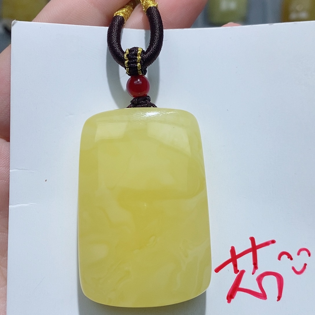 定制琥珀未镶嵌蜜蜡