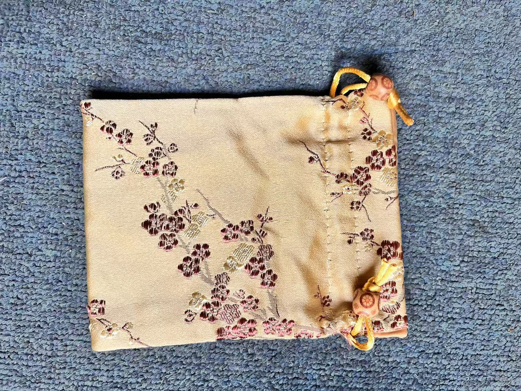 C905精品好物，手工织绣