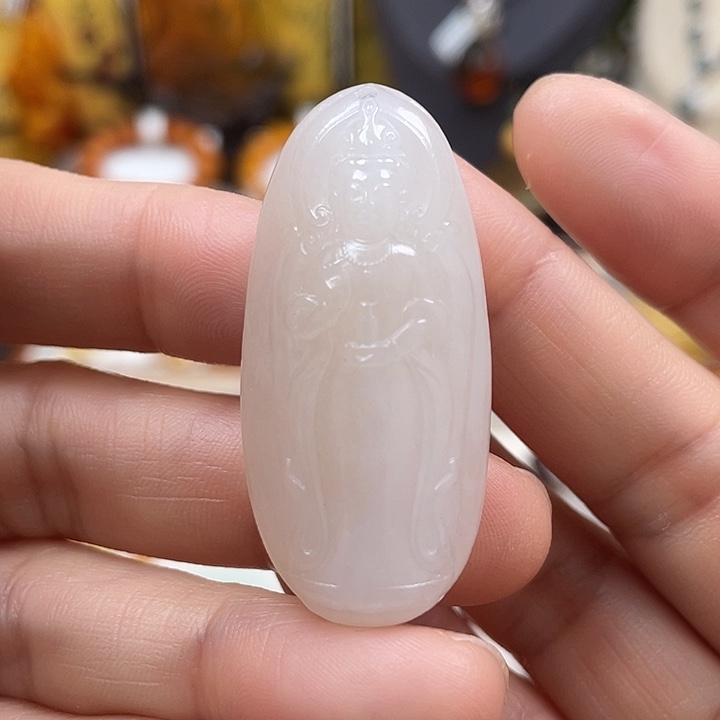 和田玉珠宝奇石未镶嵌观音 16.5克