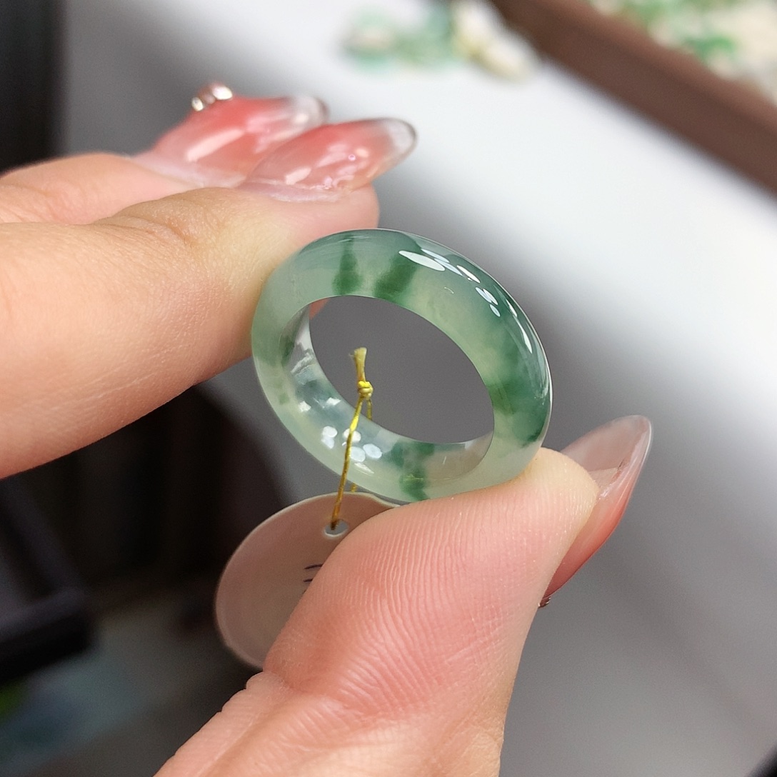 翡翠戒指未镶嵌14.15号