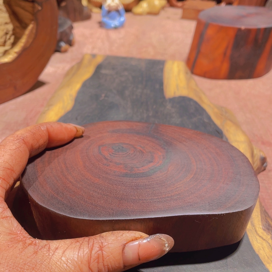 弋***香榧木感谢您578578889