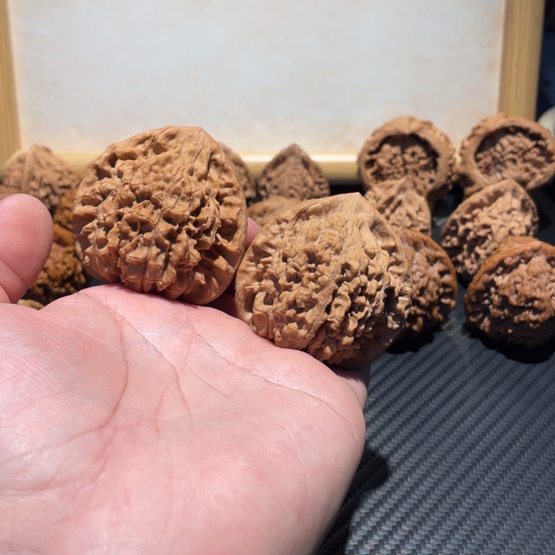 文玩核桃吊坠官帽50尺